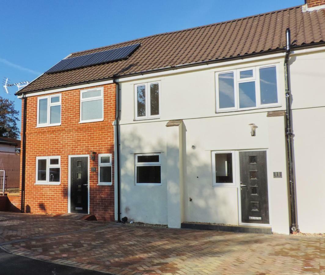 3 Bed Farnborough Air Accommodation Kültér fotó